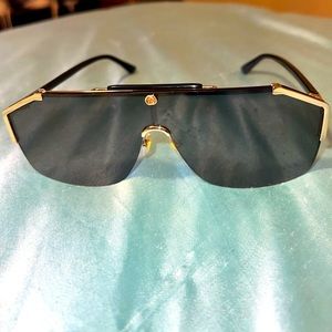 Gucci Brown Shield Aviator Sunglasses Unisex